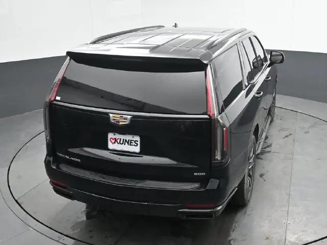 2023 Cadillac Escalade Sport