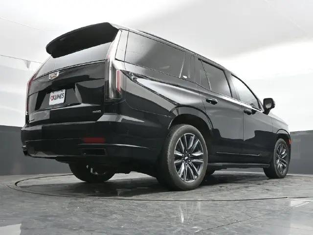2023 Cadillac Escalade Sport