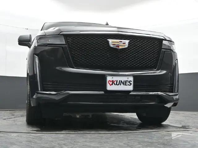 2023 Cadillac Escalade Sport