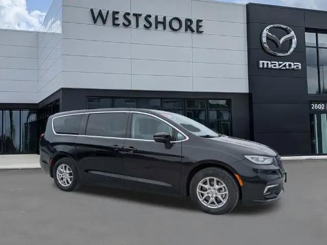 2023 Chrysler Pacifica Touring L for sale in Tampa, FL