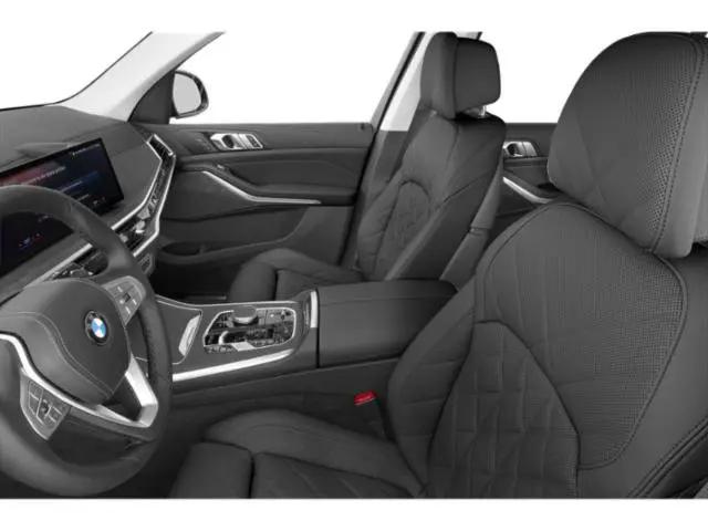 2024 BMW X7 M60i