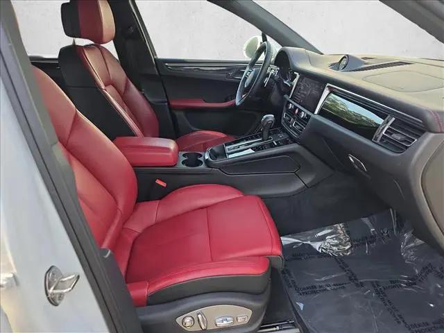 2024 Porsche Macan S