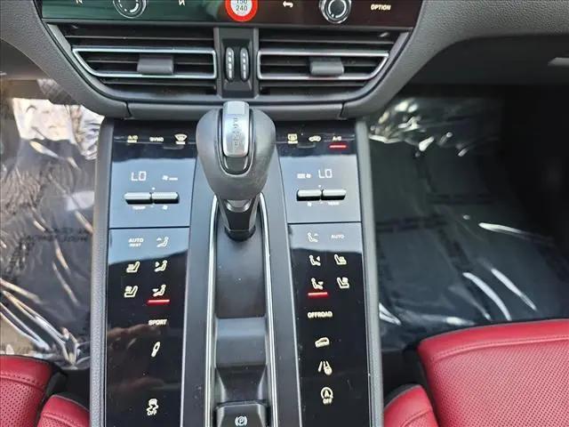 2024 Porsche Macan S