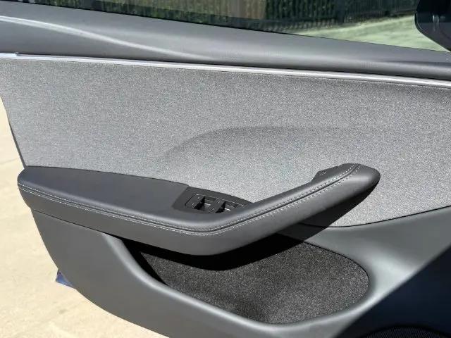 2025 Tesla Model 3 Long Range Rear-Wheel Drive