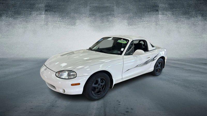 2000 Mazda MX-5 LS for sale in New Castle, PA
