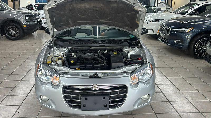 2004 Chrysler Sebring LXi