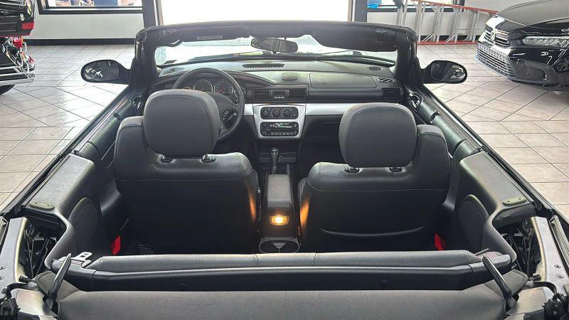 2004 Chrysler Sebring LXi