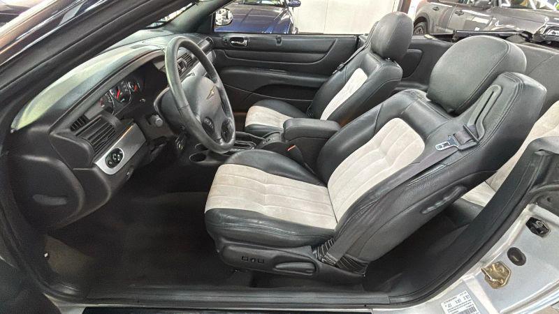 2004 Chrysler Sebring LXi
