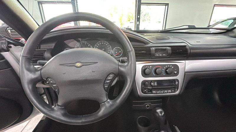 2004 Chrysler Sebring LXi