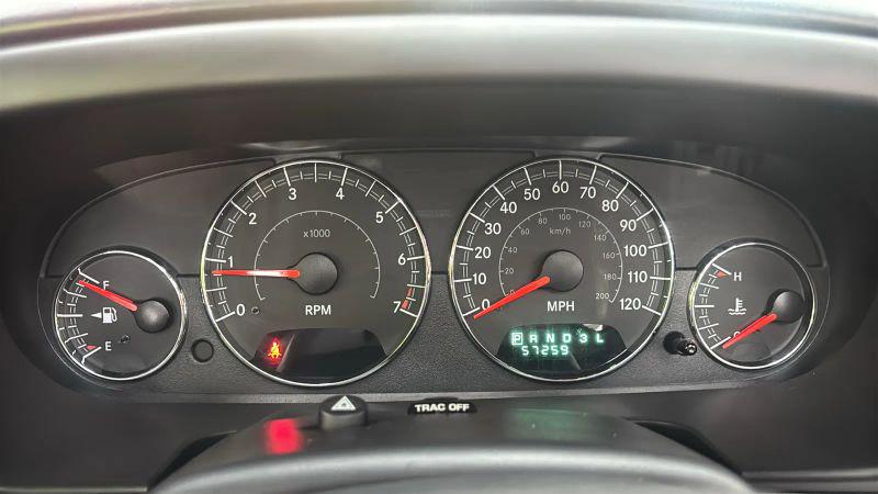 2004 Chrysler Sebring LXi