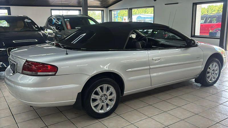 2004 Chrysler Sebring LXi