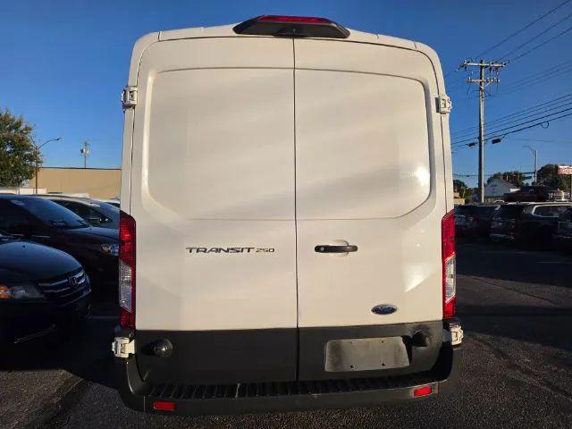2018 Ford Transit Medium Roof w/Sliding Side Door w/LWB