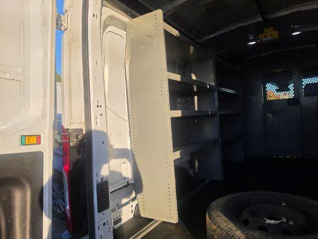 2018 Ford Transit Medium Roof w/Sliding Side Door w/LWB