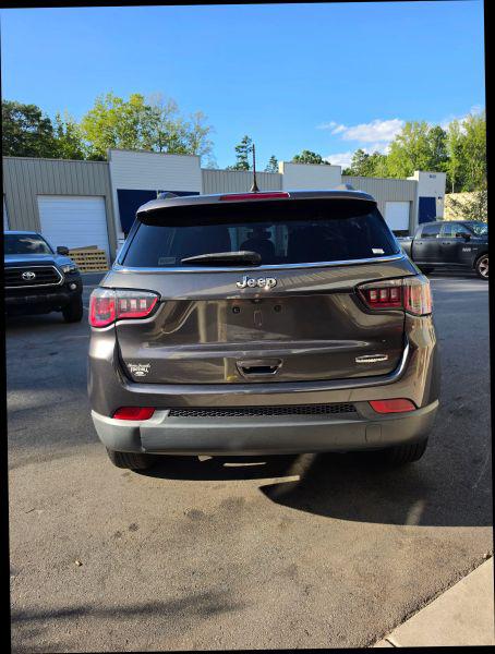 2018 Jeep Compass Latitude FWD