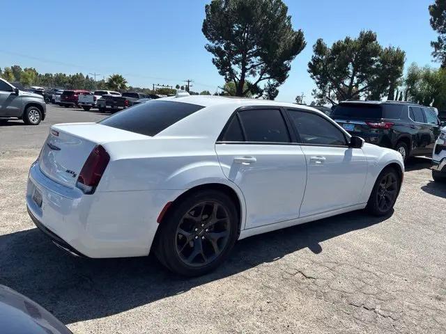 2022 Chrysler 300 S