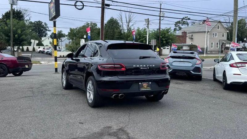 2016 Porsche Macan S