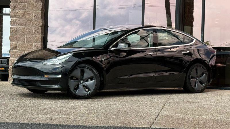2019 Tesla Model 3 Standard Range Plus