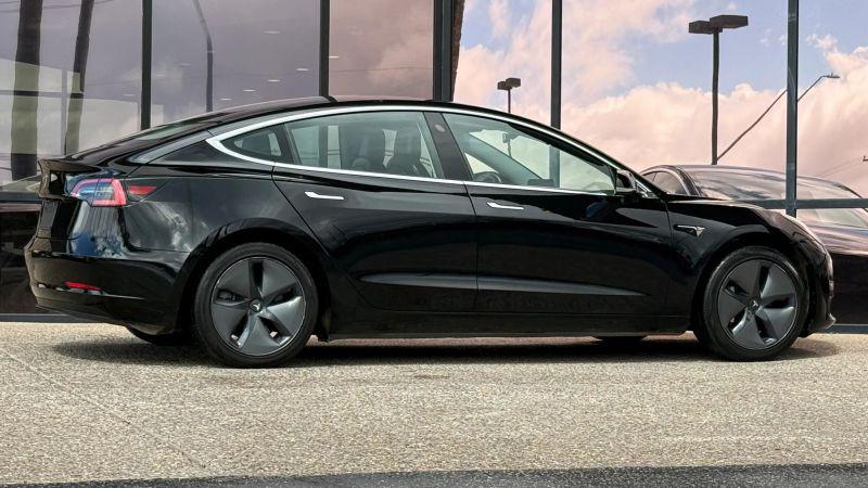 2019 Tesla Model 3 Standard Range Plus