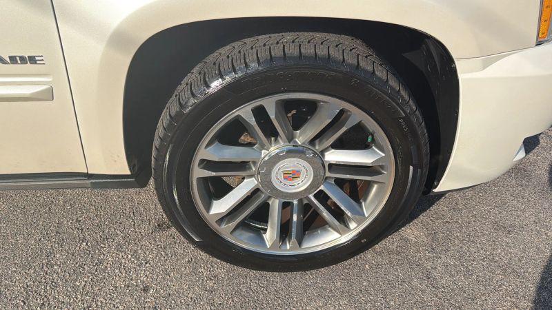 2013 Cadillac Escalade Premium