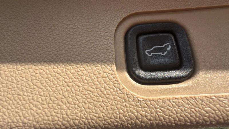 2013 Cadillac Escalade Premium