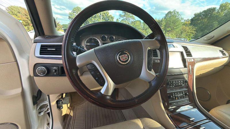 2013 Cadillac Escalade Premium