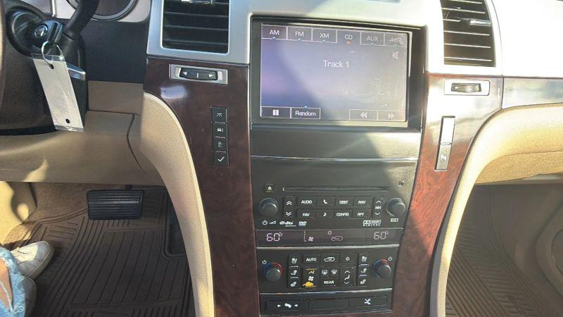 2013 Cadillac Escalade Premium