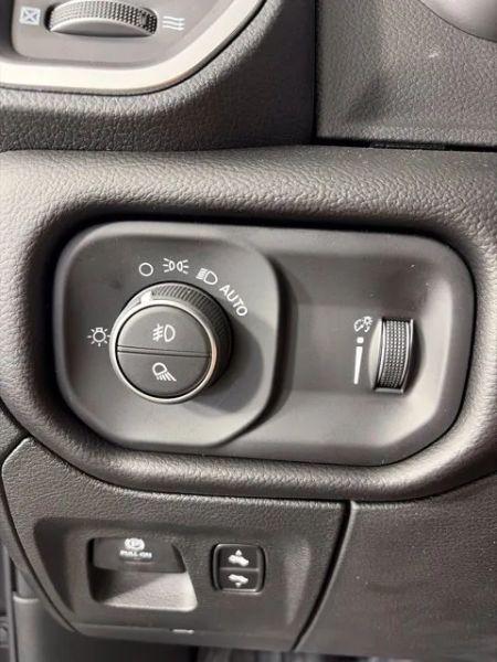 2027 Ram 1500 Big Horn