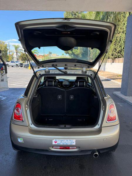 2011 MINI Cooper Cooper