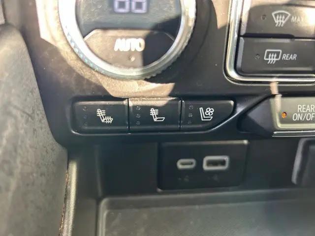 2023 GMC Yukon 4WD SLT