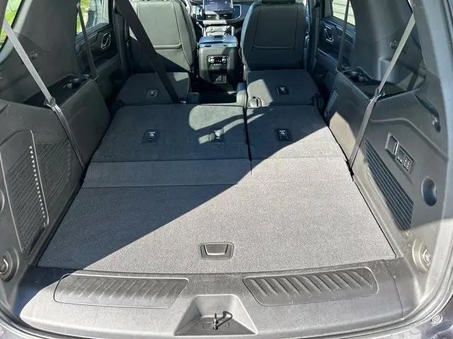 2023 GMC Yukon 4WD SLT