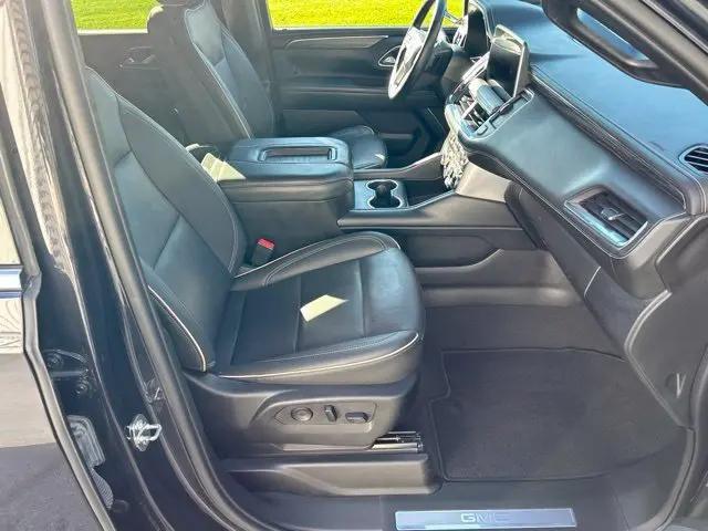 2023 GMC Yukon 4WD SLT