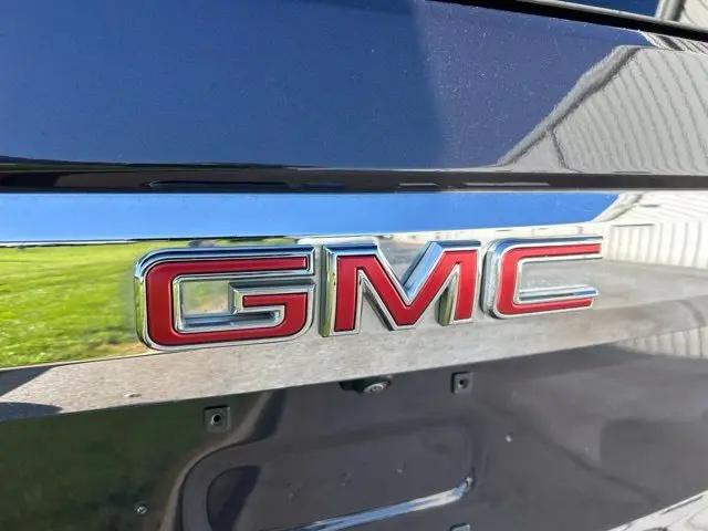2023 GMC Yukon 4WD SLT