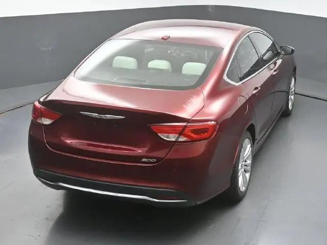 2016 Chrysler 200 Limited