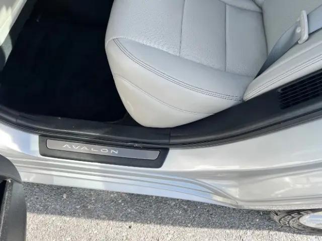 2014 Toyota Avalon Hybrid Limited