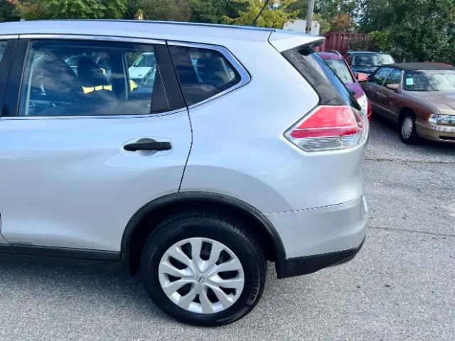 2016 Nissan Rogue SV