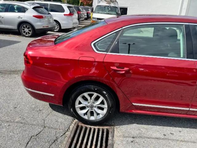 2016 Volkswagen Passat 1.8T S