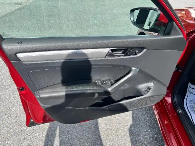2016 Volkswagen Passat 1.8T S