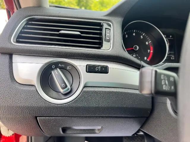 2016 Volkswagen Passat 1.8T S