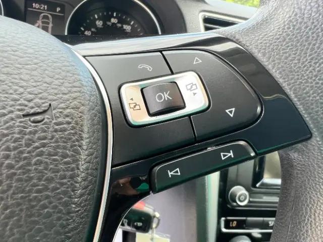 2016 Volkswagen Passat 1.8T S