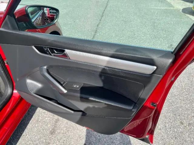 2016 Volkswagen Passat 1.8T S
