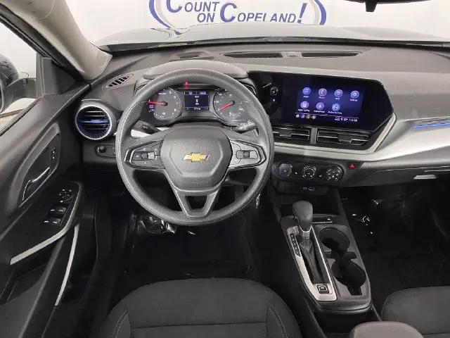 2024 Chevrolet Trax FWD SP