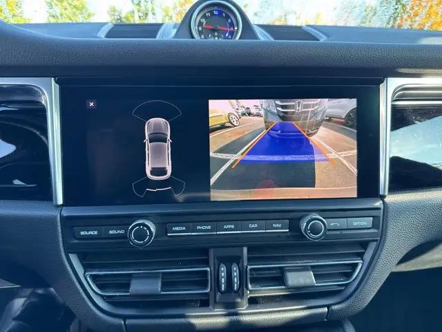 2020 Porsche Macan Macan