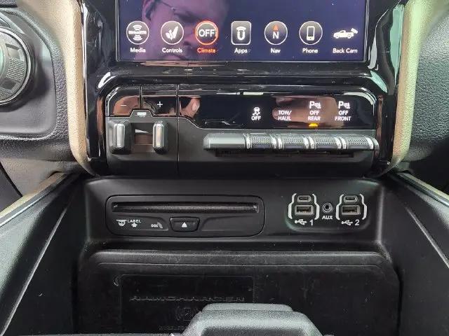 2019 Ram 1500 Laramie Crew Cab 4x4 57 Box