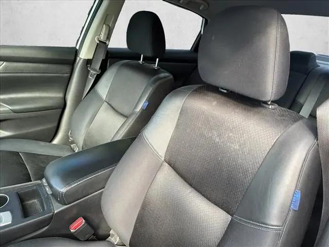 2017 Nissan Altima 2.5 SR