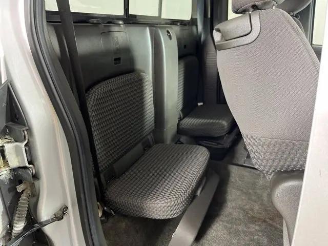 2012 Nissan Frontier SV