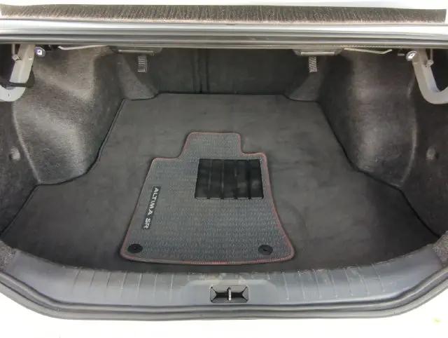 2025 Nissan Altima SR FWD