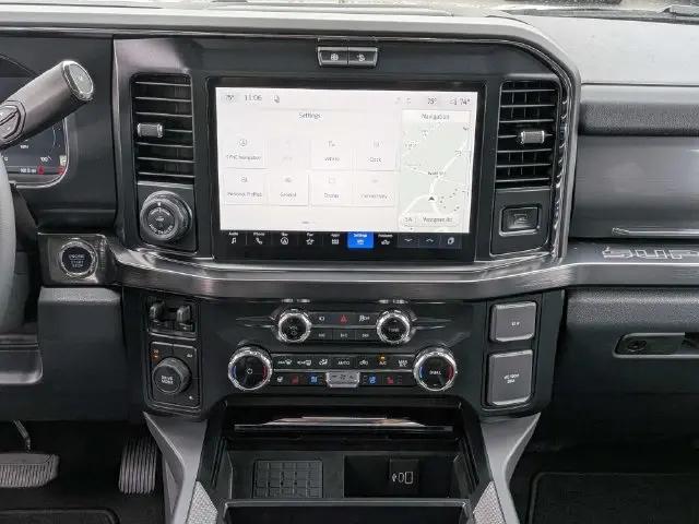 2027 Ford F-350 LARIAT