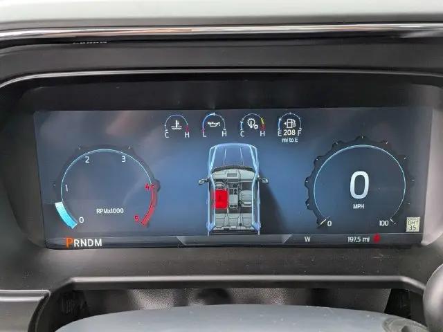 2027 Ford F-350 LARIAT