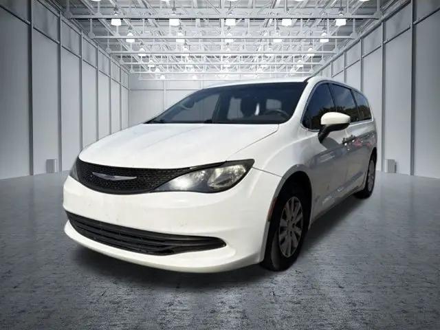 2020 Chrysler Voyager L