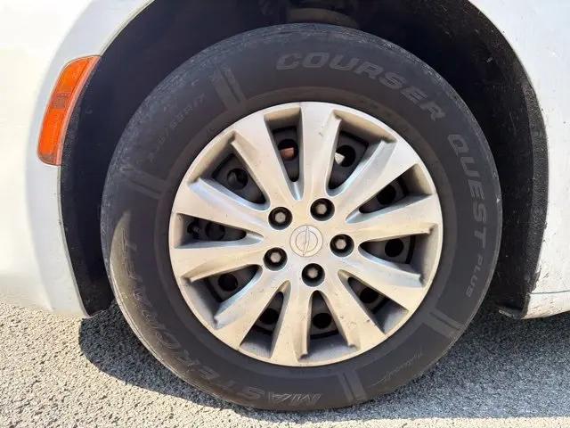 2020 Chrysler Voyager L